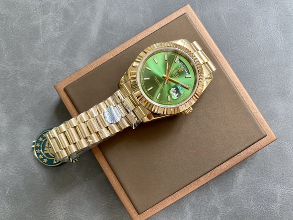 激安ロレックス背面デザイン